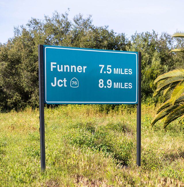 Funner Image Direction Sign Harrah's Resort SoCal | Visit Funner